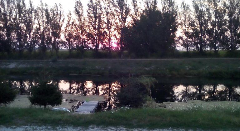 Foto čitateľky: Ráno v Čilistove pred horúcim dňom