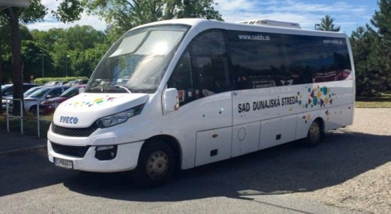 SAD Dunajská Streda obmedzuje dopravu, do autobusu len s ochranou tváre