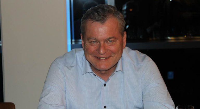 44535972_2309587522417207_714273831786643456_n