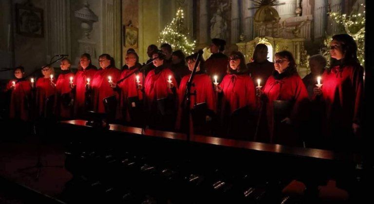 49348351_927064827683414_8432196712554037248_n