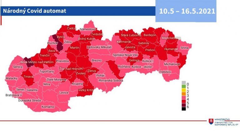 Od dnes sa rušia vyhradené hodiny pre seniorov