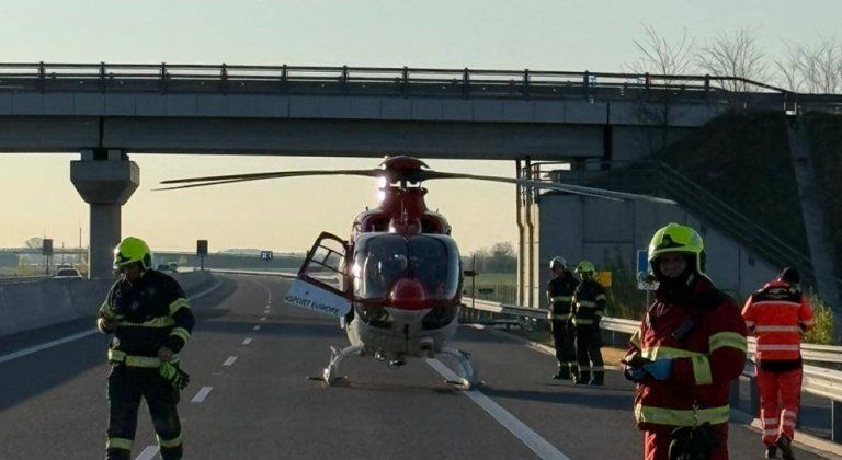 Tragická nehoda na R7: Pri Šamoríne vyhasol život mladého muža Tragická nehoda na R7: Pri Šamoríne vyhasol život mladého muža