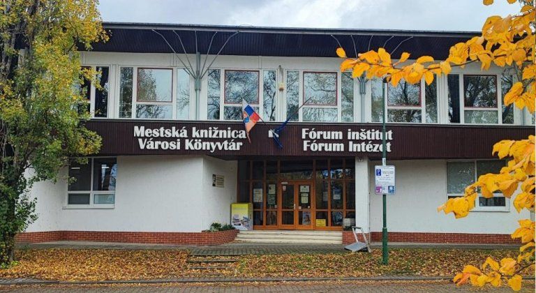 Dobrá správa pre čitateľov: Šamorínska knižnica sa po havárii vody vracia do bežnej prevádzky