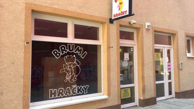 Na prenájom obchodný priestor v centre Šamorína