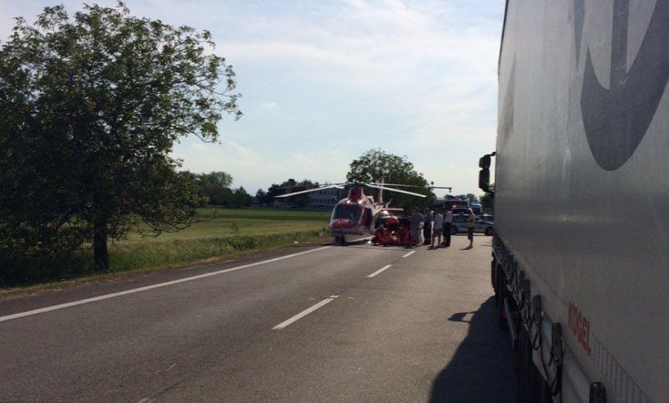 Somorjai tűzoltók bevetésen egy súlyos balesetnél Egyházgelle és Sárosfa között