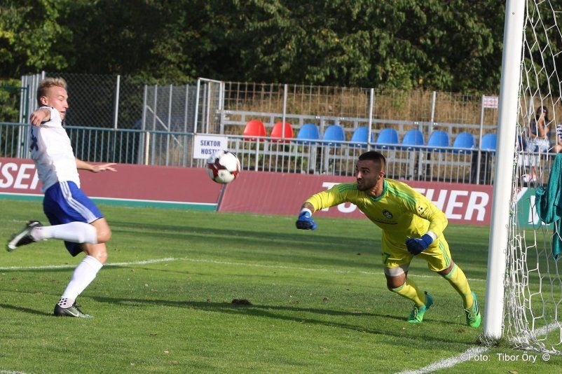 Zuhanórepülésben a Somorja