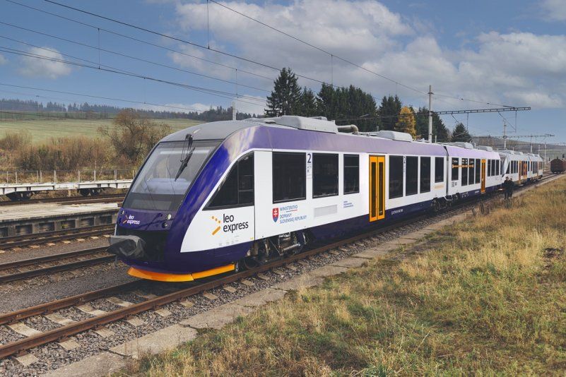 Leo Express preberá 10. decembra trať Bratislava-Komárno. Spustil predaj lístkov, nezdražil a ponúka cestovanie na rok za euro na deň