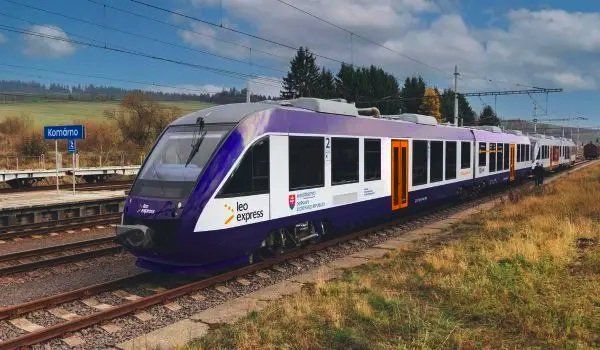 Dobrá správa pre cestujúcich zo Šamorína: končí letná výluka, cez víkend však vlaky nedôjdu na Hlavnú stanicu Dobrá správa pre cestujúcich zo Šamorína: končí letná výluka, cez víkend však vlaky nedôjdu na Hlavnú stanicu