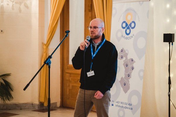 Občianske združenia aj aktívni jednotlivci sa môžu stať infoBODKOU. Prihlášky sú do 31. augusta