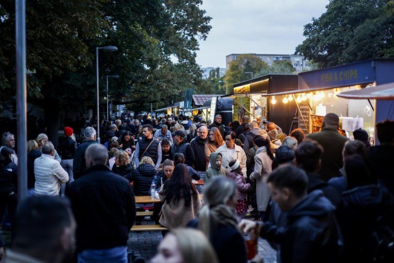 Burgery, BBQ, ryby aj koncerty. V piatok a sobotu bude v centre Food Truck Show Burgery, BBQ, ryby aj koncerty. V piatok a sobotu bude v centre Food Truck Show