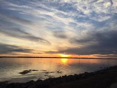 Olvasói képek: Napkelte és napnyugta a Duna felett Olvasói képek: Napkelte és napnyugta a Duna felett