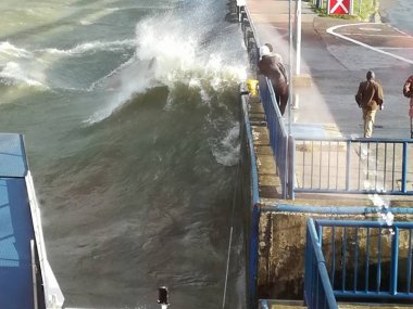 Tip čitateľa: Takto sa víchrica oprela o Dunaj Tip čitateľa: Takto sa víchrica oprela o Dunaj