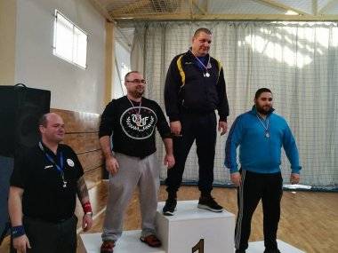 Po prvom kole sú mladí zápasníci na druhom mieste