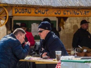 Foto: Úžasné jedlá, gurmánske špeciality a výborná atmosféra Foto: Úžasné jedlá, gurmánske špeciality a výborná atmosféra