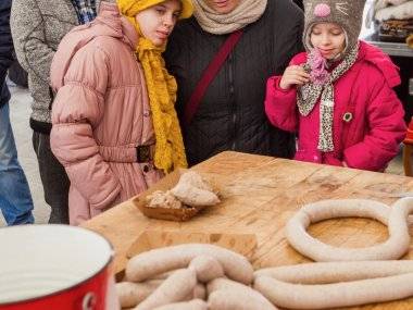 Foto: Úžasné jedlá, gurmánske špeciality a výborná atmosféra Foto: Úžasné jedlá, gurmánske špeciality a výborná atmosféra
