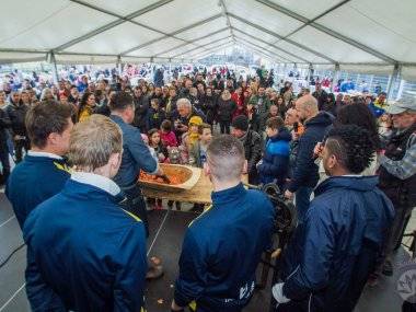 Foto: Úžasné jedlá, gurmánske špeciality a výborná atmosféra Foto: Úžasné jedlá, gurmánske špeciality a výborná atmosféra