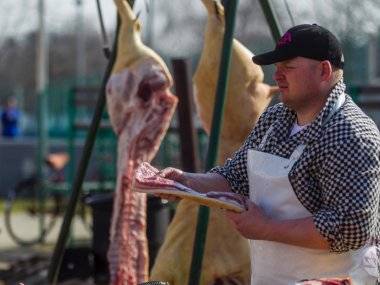 Foto: Úžasné jedlá, gurmánske špeciality a výborná atmosféra Foto: Úžasné jedlá, gurmánske špeciality a výborná atmosféra