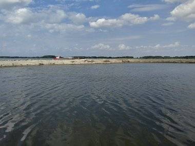 Spevnená hrádza Vtáčieho ostrova prilákala vzácne brehule Spevnená hrádza Vtáčieho ostrova prilákala vzácne brehule