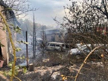 Požiar pri Dunajskej Lužnej zasiahol tri hektáre. Pomáhali aj šamorínski hasiči Požiar pri Dunajskej Lužnej zasiahol tri hektáre. Pomáhali aj šamorínski hasiči