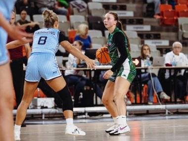 ŠBK Šamorín nestačil na Slovan, Tilda Slamová však predviedla dva parádne koše so sirénou