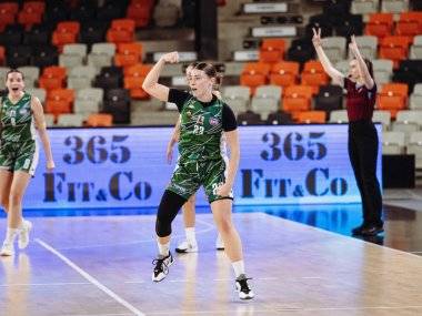 ŠBK Šamorín nestačil na Slovan, Tilda Slamová však predviedla dva parádne koše so sirénou