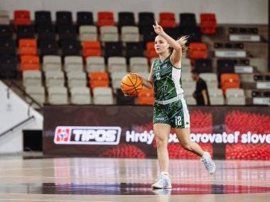 ŠBK Šamorín nestačil na Slovan, Tilda Slamová však predviedla dva parádne koše so sirénou